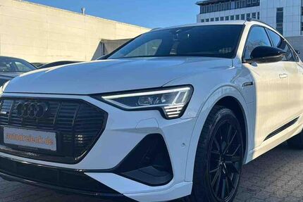 Audi e-tron 47.631 km 37.950 &euro; Hamburg 22047