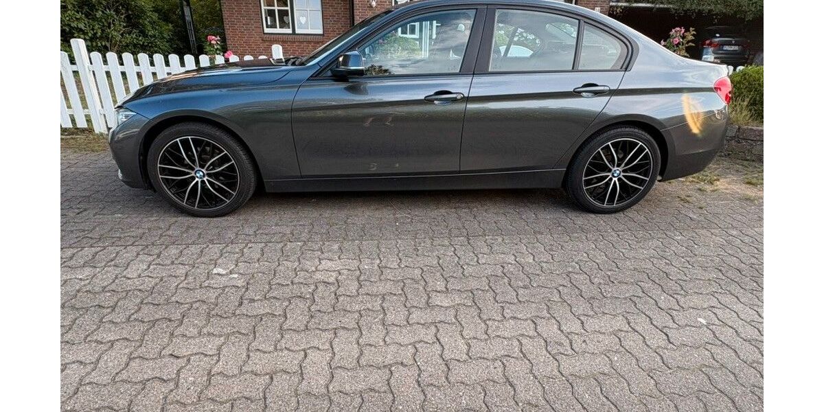 BMW 318 139.563 km 13.490 &euro; Holm 25488