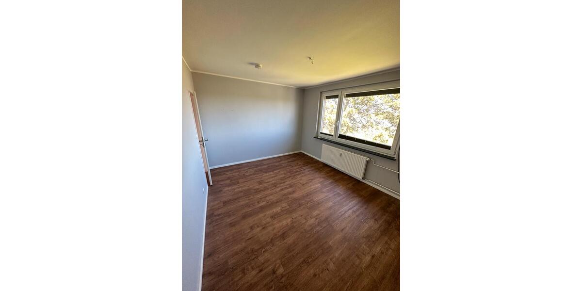 Etagenwohnung Oststeinbek - 3 Zimmer, 73 m&sup2;, 1.380&euro; | Angebot:25890453