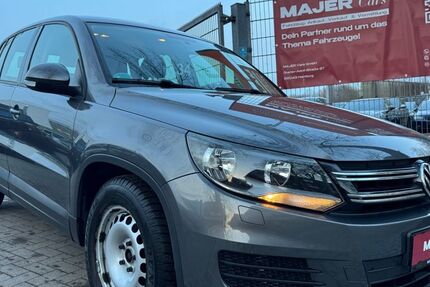 VW Tiguan 122.058 km 9.990 &euro; Hamburg 22043