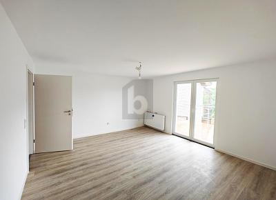 IHRE BESSERE HÄLFTE MIT 2 WOHNEINHEITEN - Doppelhaushälfte Steinburg | Angebot:25879822