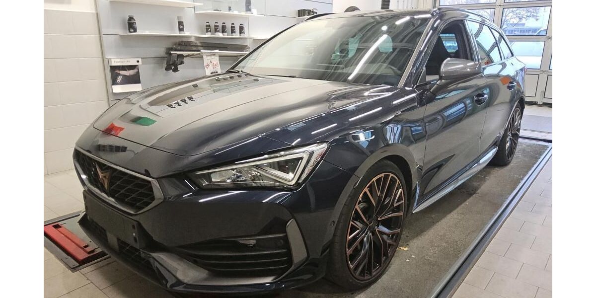 Cupra Leon 58.307 km 29.445 &euro; Uetersen bei Hamburg 25436