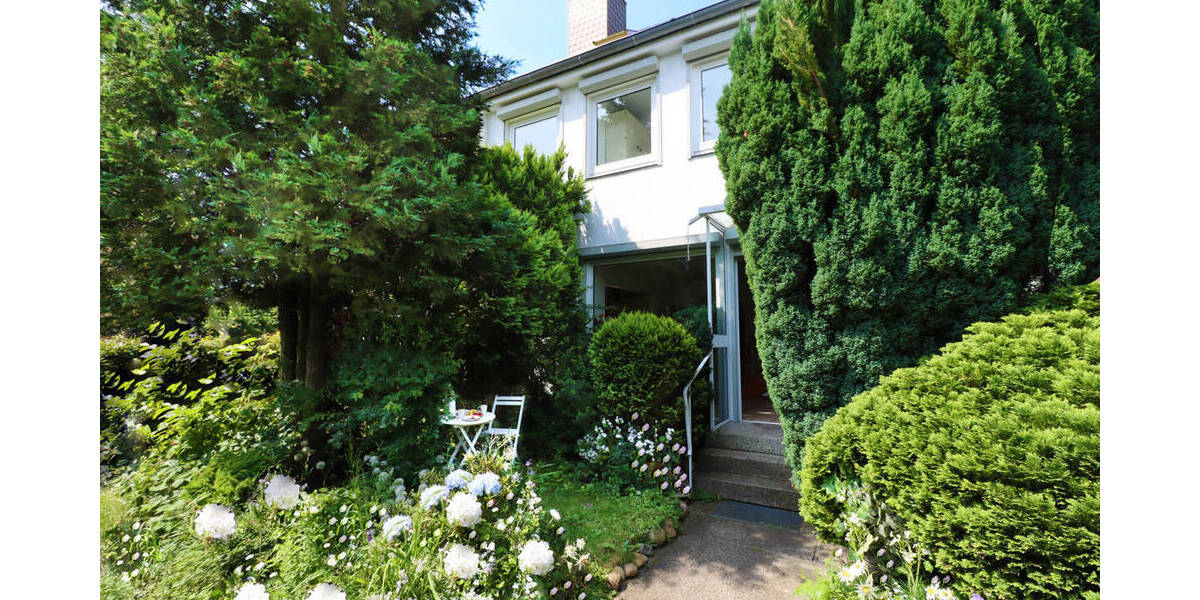 Reihenmittelhaus Norderstedt / Harksheide Harksheide - 6 Zimmer, 110 m&sup2;, 395.000&euro; | Angebot:25777497