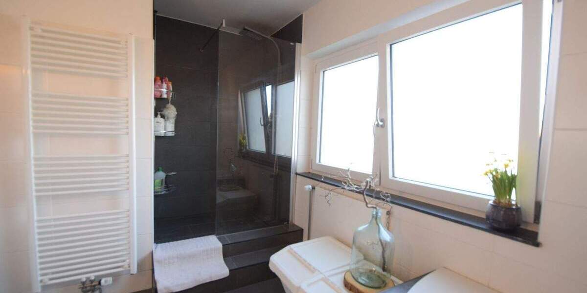 Reihenendhaus Pinneberg - 3 Zimmer, 71 m&sup2;, 359.000&euro; | Angebot:25771109