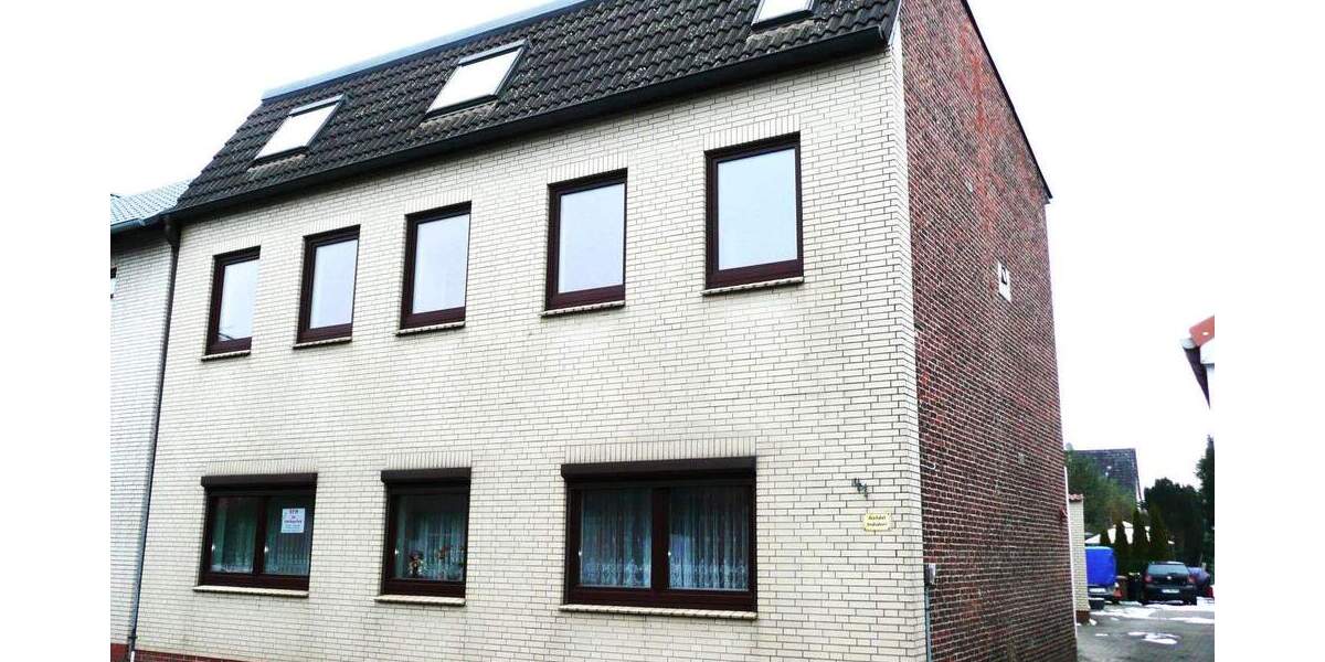 Mehrfamilienhaus, Wohnhaus Barmstedt - 5 Zimmer, 152 m&sup2;, 265.000&euro; | Angebot:25797276