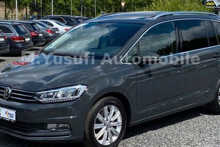 VW Touran 186.451 km 11.990 &euro; Hamburg 22047