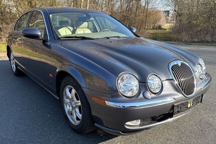 Jaguar S-Type 44.182 km 13.800 &euro; Braak 22145