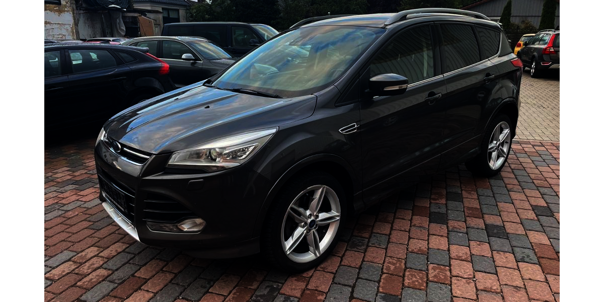 Ford Kuga 219.000 km 8.680 &euro; Barsbüttel 22885