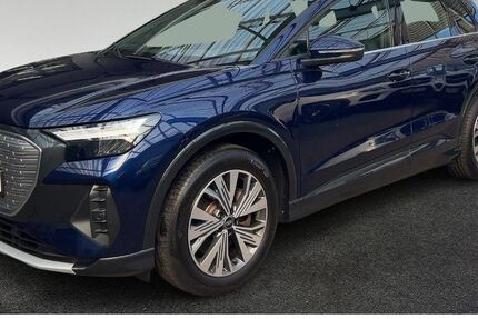 Audi Q4 e-tron 27.670 km 36.880 &euro; Hamburg 22529