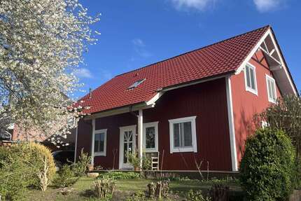 Haus Travenbrück - 6 Zimmer, 150 m&sup2;, 599.000&euro; | Angebot:26023079