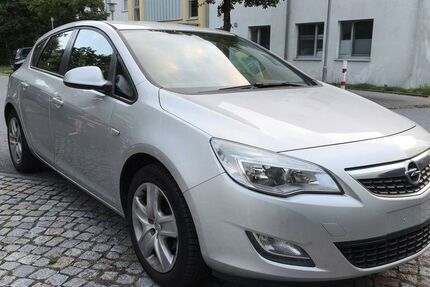 Opel Astra 171.000 km 3.500 &euro; Hamburg 22417