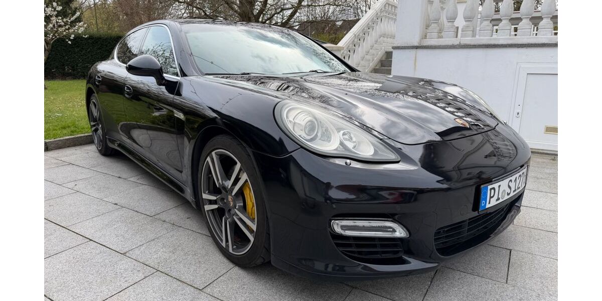 Porsche Panamera 137.100 km 26.990 &euro; Wedel 22880