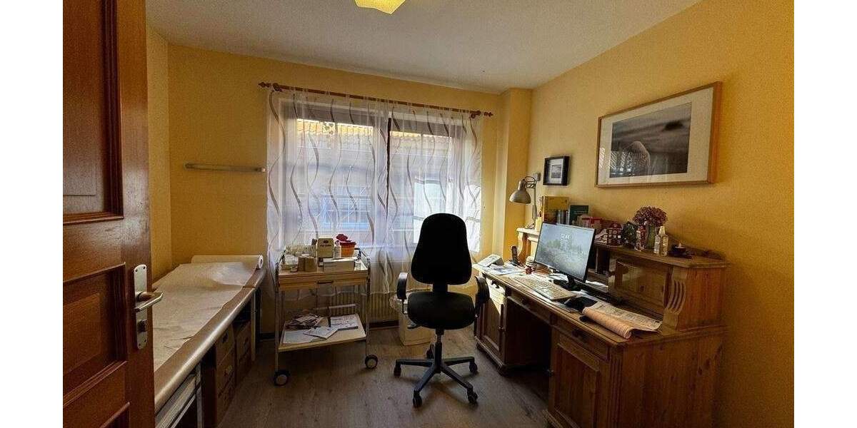 Gewerbeobjekt Hamburg Wilstorf - 6 Zimmer, 136 m&sup2;, 420.000&euro; | Angebot:25741807