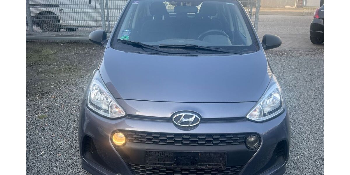Hyundai i10 167.000 km 2.490 &euro; Hamburg 20537
