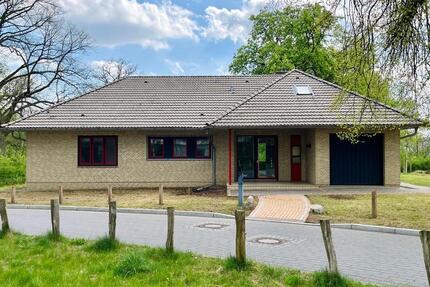 Haus Ahrensburg - 4 Zimmer, 135 m&sup2;, 500.000&euro; | Angebot:25962072