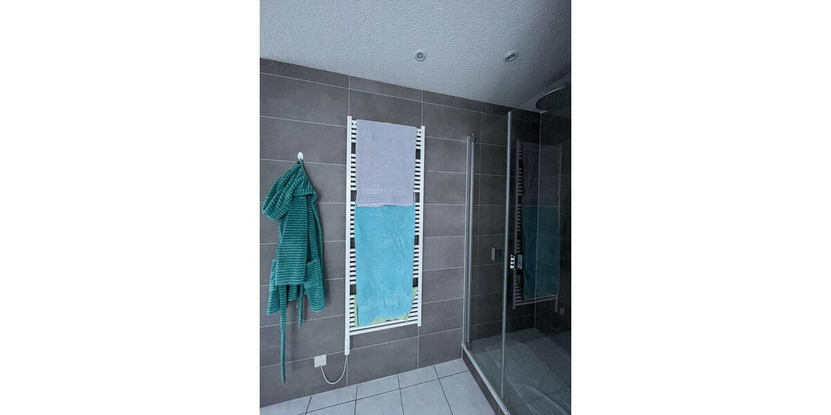 Doppelhaushälfte Rellingen - 3 Zimmer, 138 m&sup2;, 669.000&euro; | Angebot:26053649