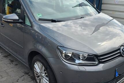 VW Touran 198.000 km 7.350 &euro; Hamburg 22113