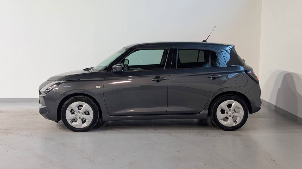 Suzuki Swift 5.960 km 17.490 &euro; Tornesch 25436