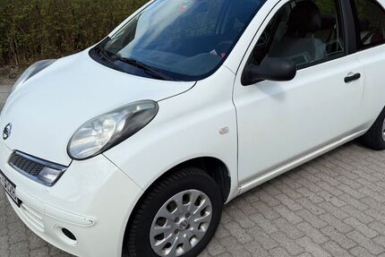 Nissan Micra 196.345 km 1.800 &euro; Hamburg 22589