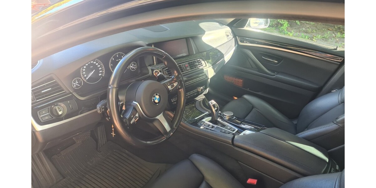 BMW 525 157.000 km 20.700 &euro; Hamburg 20038