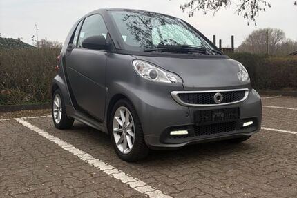Smart ForTwo 99.780 km 5.300 &euro; Hamburg 22177