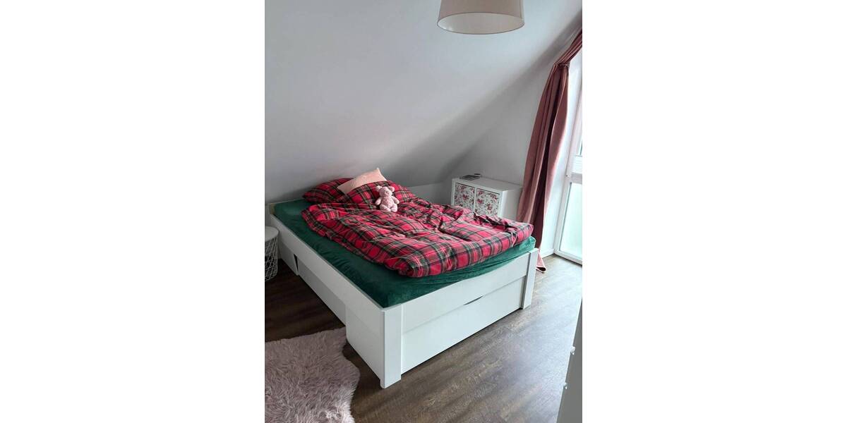 Doppelhaushälfte Pinneberg - 4 Zimmer, 118 m&sup2;, 1.790&euro; | Angebot:25969103