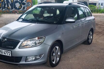 Skoda Fabia 139.925 km 5.850 &euro; Hamburg 21147