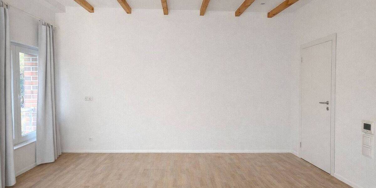 Etagenwohnung Hamburg Schnelsen - 3 Zimmer, 94 m&sup2;, 1.950&euro; | Angebot:26043237