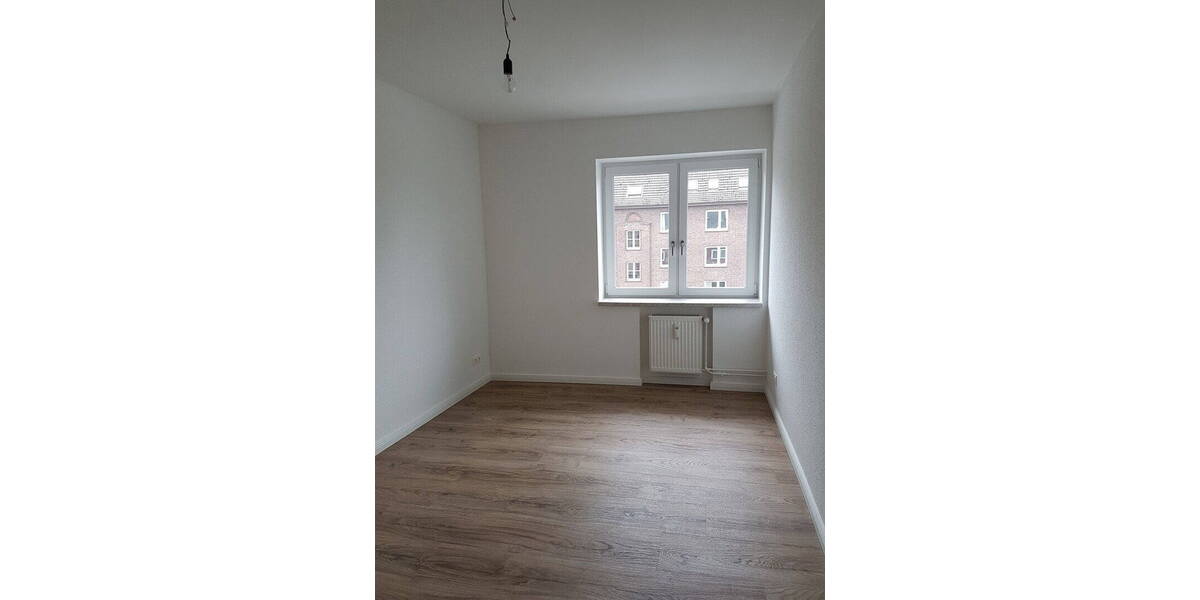 Etagenwohnung Hamburg Wandsbek - 2 Zimmer, 49 m&sup2;, 740&euro; | Angebot:25927600