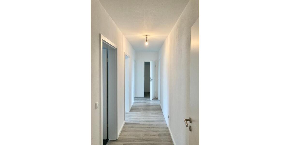 Etagenwohnung Pinneberg - 4.5 Zimmer, 109 m&sup2;, 1.380&euro; | Angebot:25783890