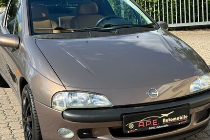 Opel Tigra 48.000 km 3.799 &euro; Norderstedt 22848