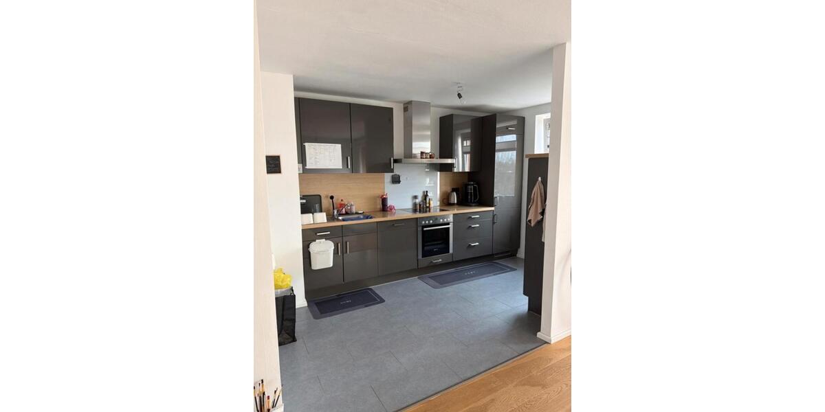 Etagenwohnung Wedel - 2 Zimmer, 68 m&sup2;, 1.350&euro; | Angebot:25452958