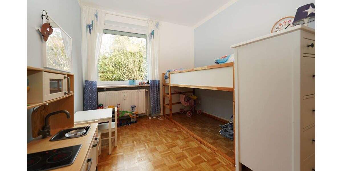 Etagenwohnung Hamburg / Volksdorf Volksdorf - 5 Zimmer, 120 m&sup2;, 585.000&euro; | Angebot:25731128