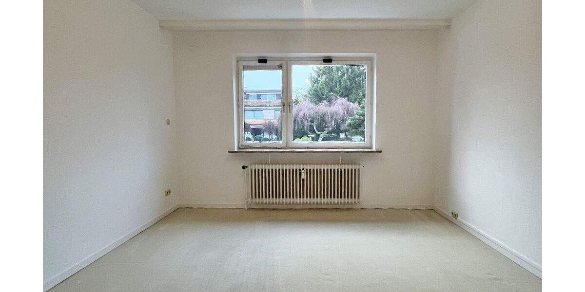 Etagenwohnung Hamburg Wellingsbüttel - 4 Zimmer, 165 m&sup2;, 2.550&euro; | Angebot:25851714