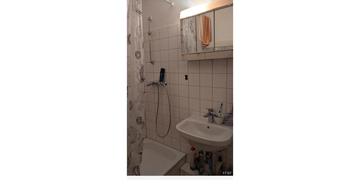 Etagenwohnung Hamburg Altona - 1 Zimmer, 15 m&sup2;, 540&euro; | Angebot:25840967