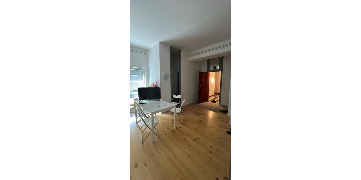 Einfamilienhaus Oststeinbek - 6 Zimmer, 400 m&sup2;, 20&euro; | Angebot:18888376