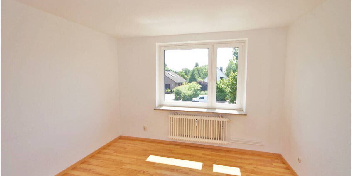 Etagenwohnung Klein Nordende - 3 Zimmer, 97 m&sup2;, 1.080&euro; | Angebot:26825866