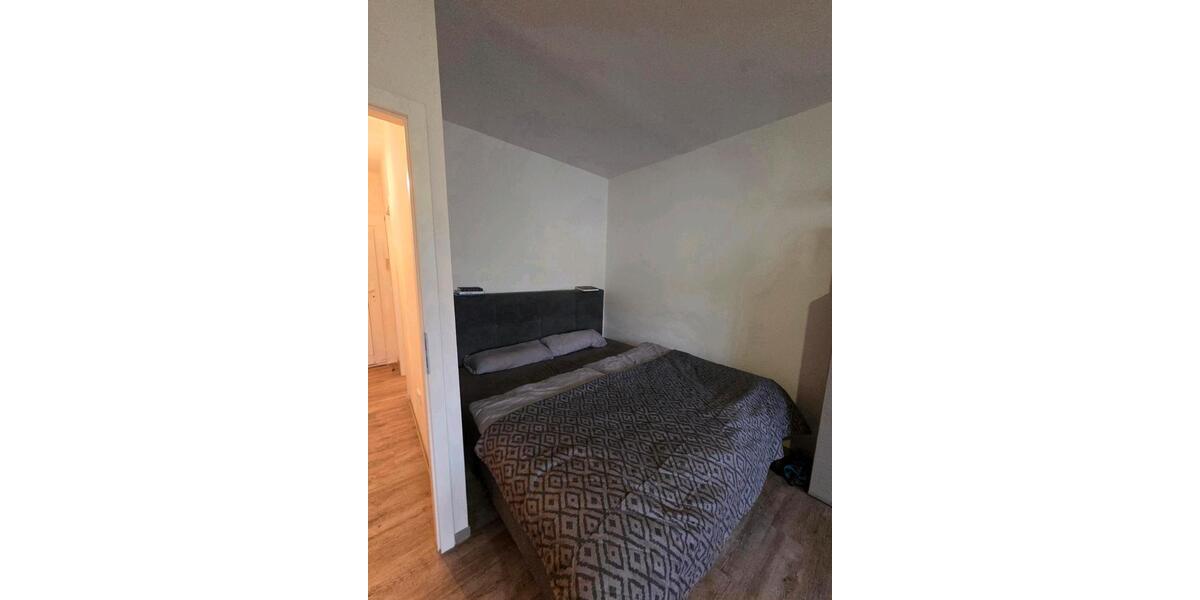 Etagenwohnung Reinbek - 1 Zimmer, 31 m&sup2;, 685&euro; | Angebot:25251147