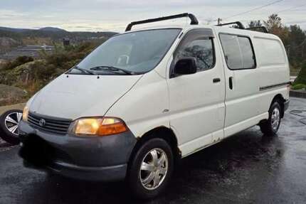 Toyota Hiace 289.722 km 4.990 &euro; Hamburg 20537