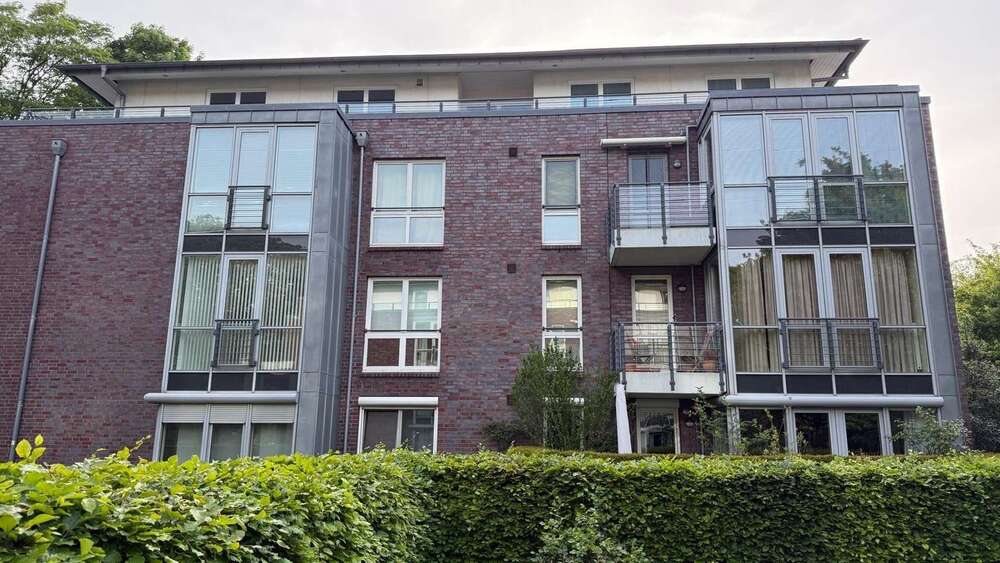 Etagenwohnung Hamburg Othmarschen - 3 Zimmer, 101 m&sup2;, 2.500&euro; | Angebot:26047834