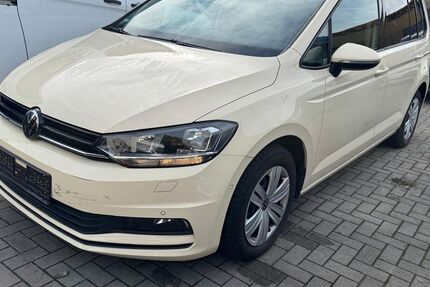 VW Touran 218.000 km 12.500 &euro; Hamburg 20537