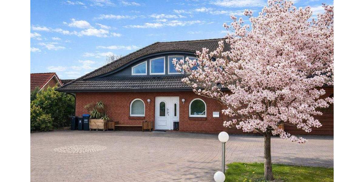 Einfamilienhaus Grünendeich - 6 Zimmer, 244 m&sup2;, 678.000&euro; | Angebot:25654196