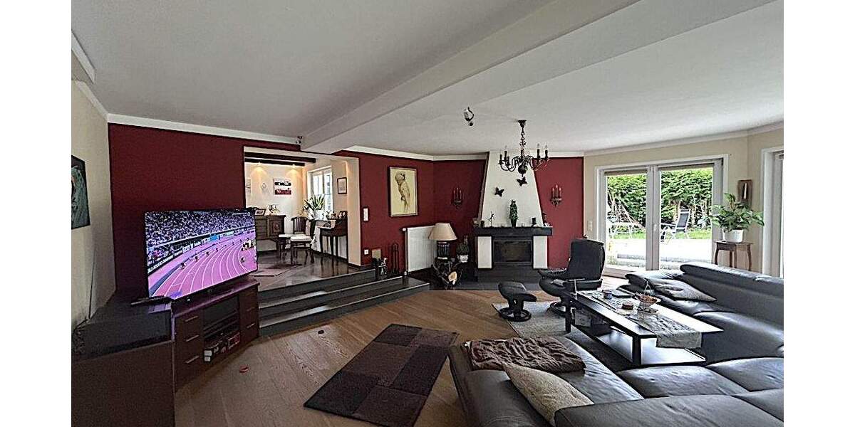 Einfamilienhaus Horst (Holstein) - 7 Zimmer, 216 m&sup2;, 670.000&euro; | Angebot:25726891