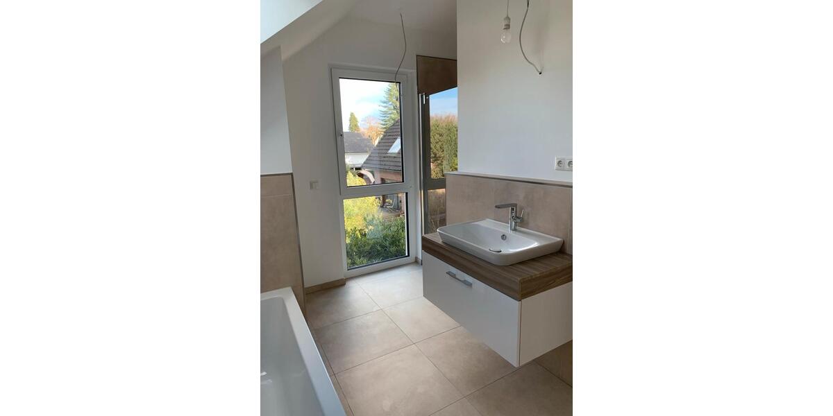 Etagenwohnung Bönningstedt - 3 Zimmer, 75 m&sup2;, 1.600&euro; | Angebot:25919245