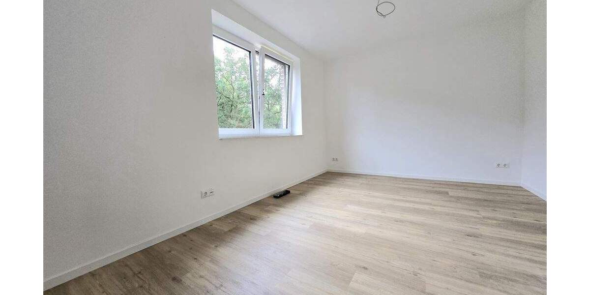 Doppelhaushälfte Kayhude - 6 Zimmer, 140 m&sup2;, 2.250&euro; | Angebot:25682408