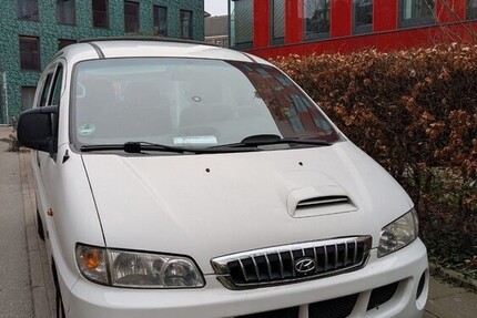 Hyundai H 1 208.000 km 8.000 &euro; Hamburg 20038