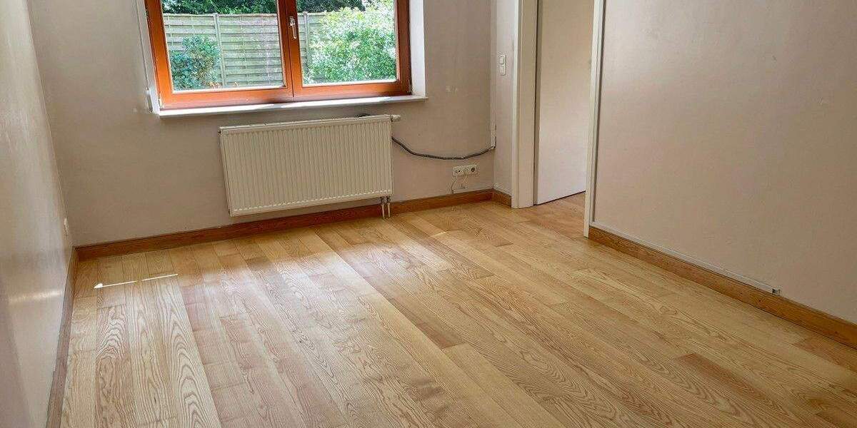 Mehrfamilienhaus, Wohnhaus Hamburg Poppenbüttel - 7 Zimmer, 202 m&sup2;, 699.000&euro; | Angebot:25700583