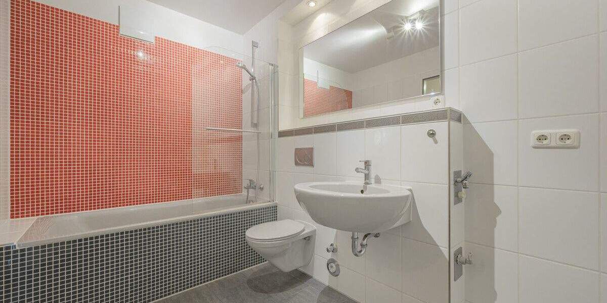 Etagenwohnung Hamburg Uhlenhorst - 2 Zimmer, 78 m&sup2;, 615.000&euro; | Angebot:25662604