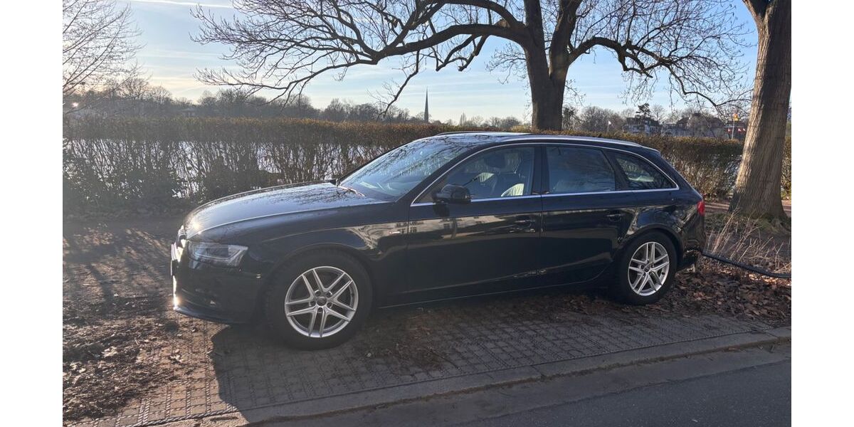Audi A4 137.000 km 11.300 &euro; Hamburg 22085