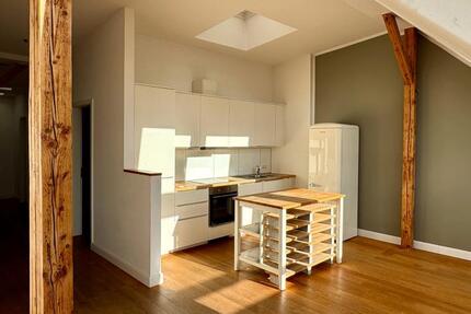 Haus Hamburg Altona-Nord - 4 Zimmer, 102 m&sup2;, 2.800&euro; | Angebot:27641311